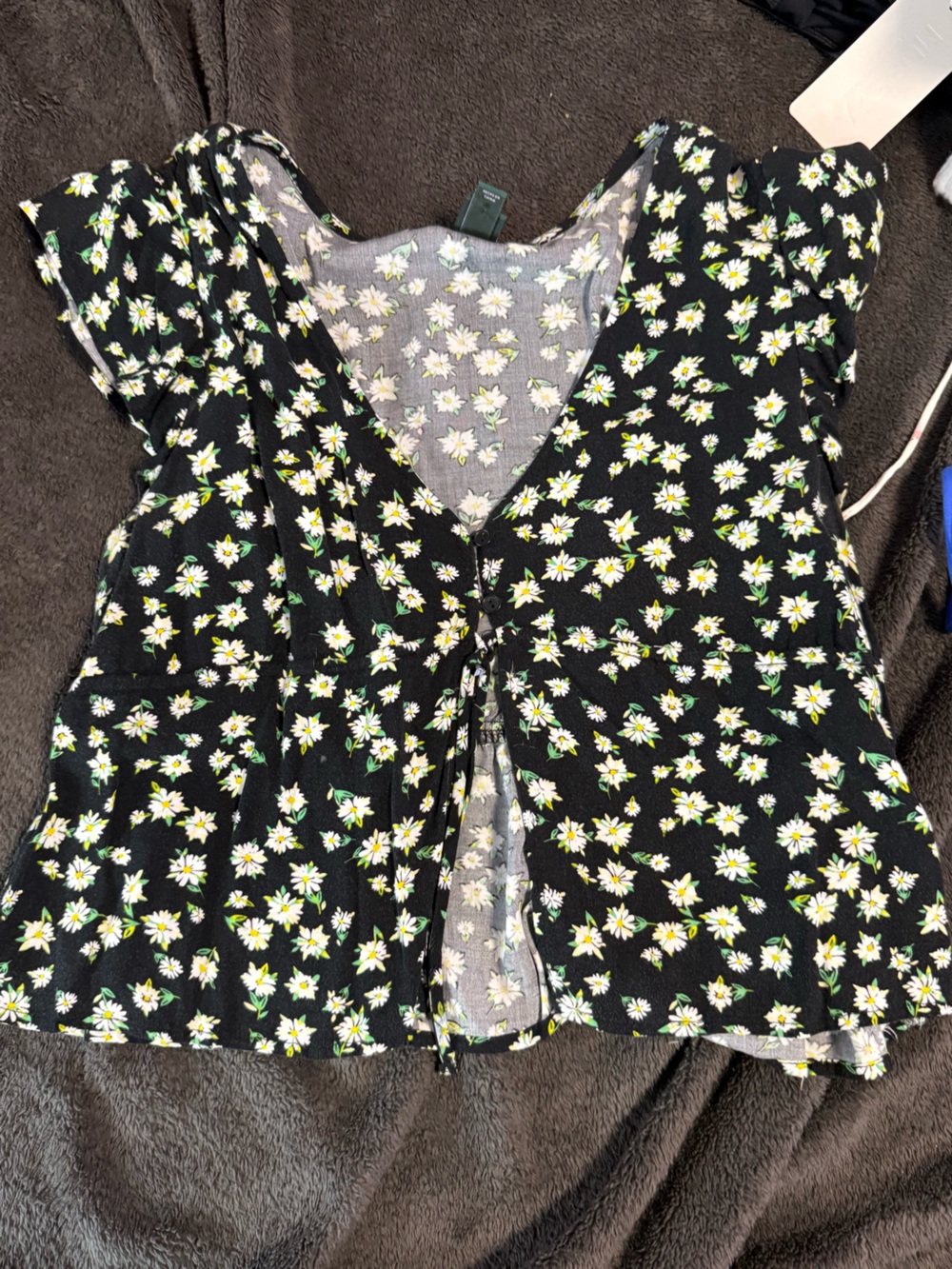 Black Daisy Print - Floral Tie-Front
